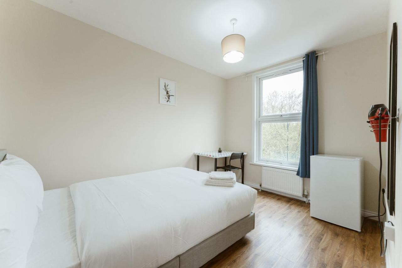 Mile End Rooms 57A 런던 외부 사진