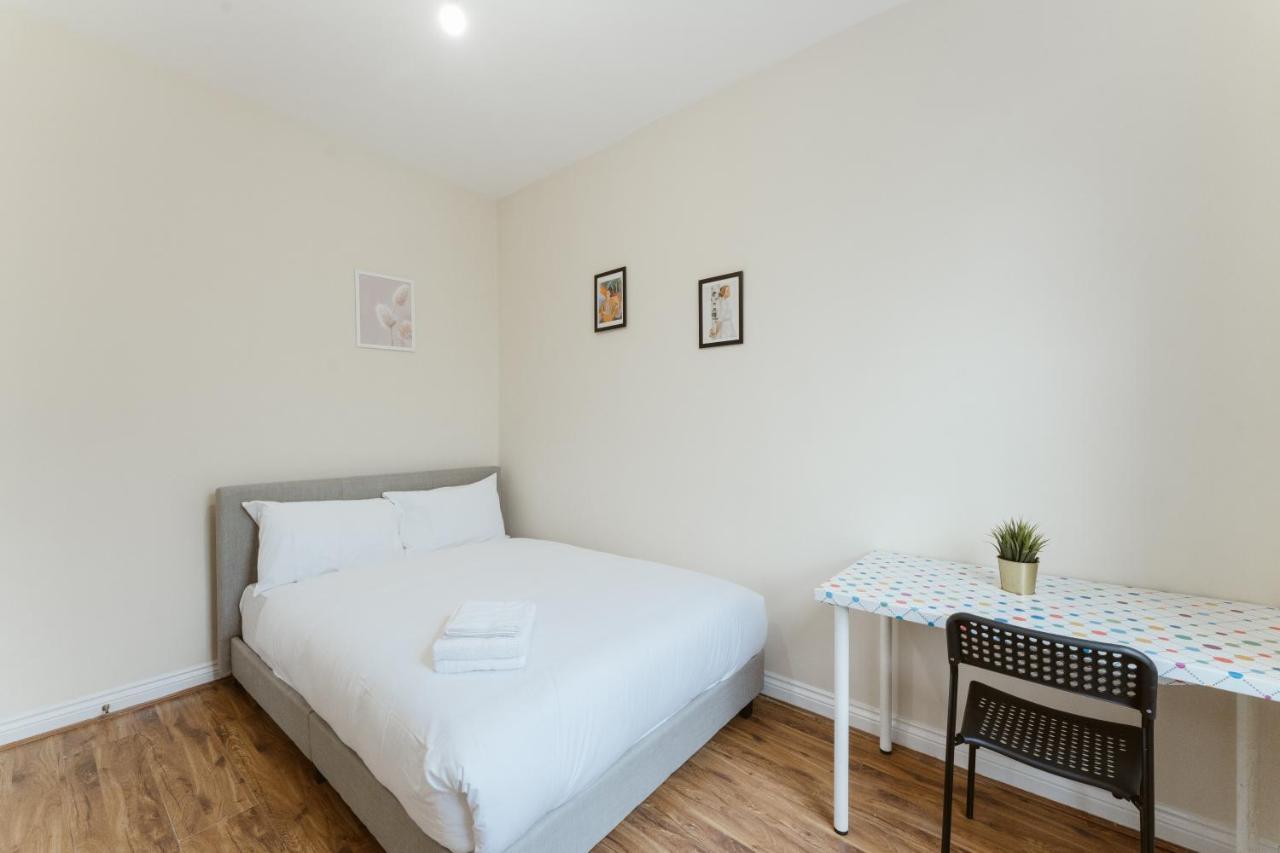 Mile End Rooms 57A 런던 외부 사진
