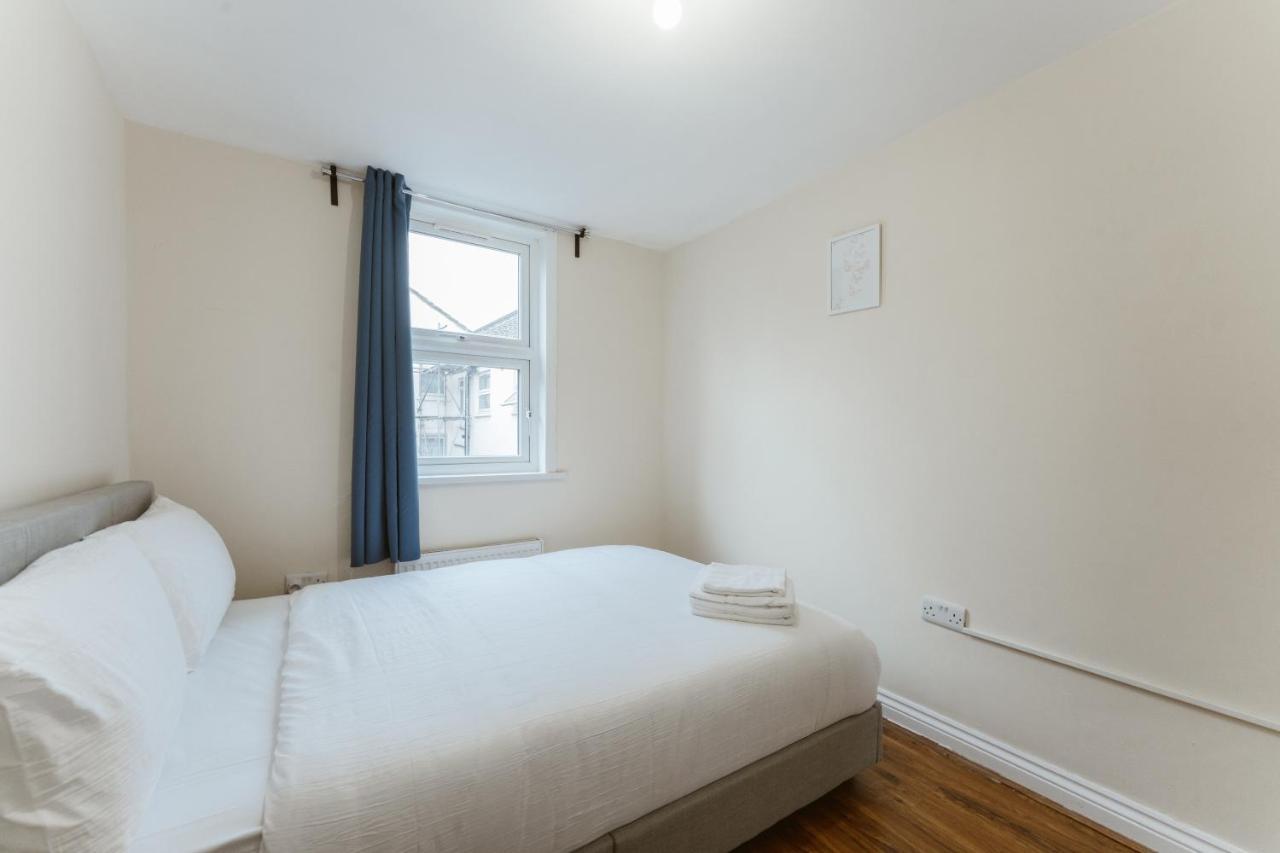 Mile End Rooms 57A 런던 외부 사진